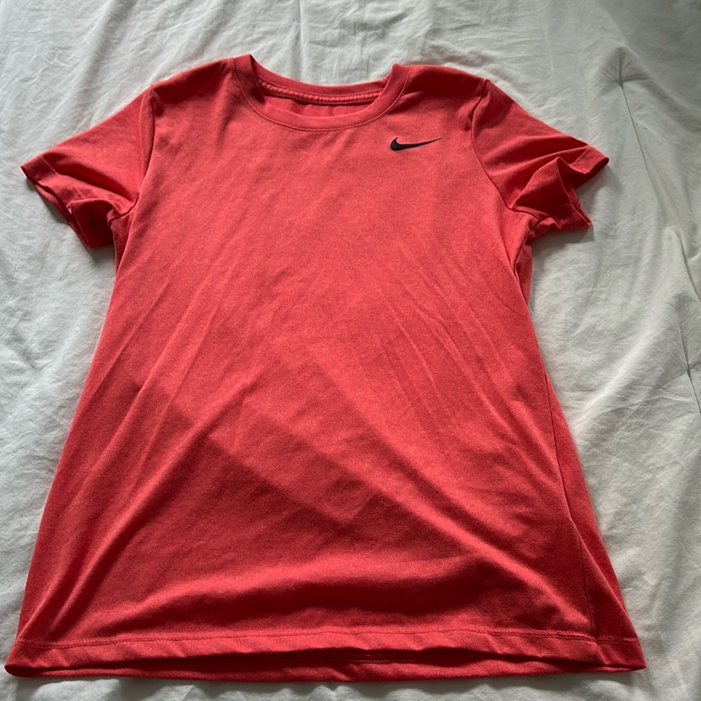 nike woman’s tee shirt, size small